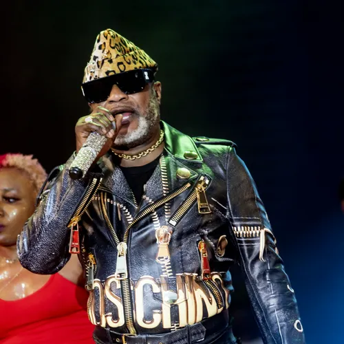 Koffi s'explique dans les Matins d'Africa (Femua 13)